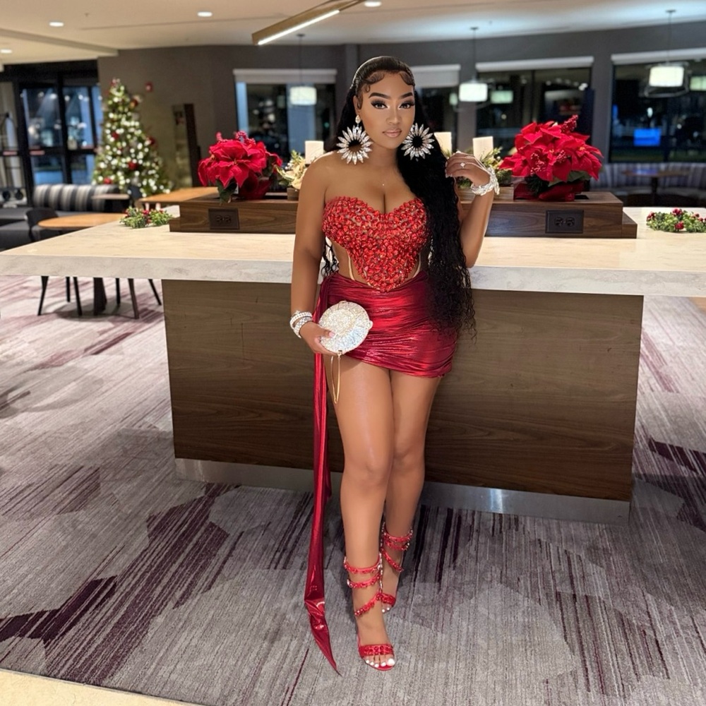 Red Custom Two Piece Skirt Set ❤️❤️💎💎
-Valentines Day, Special Occasion,Birthday